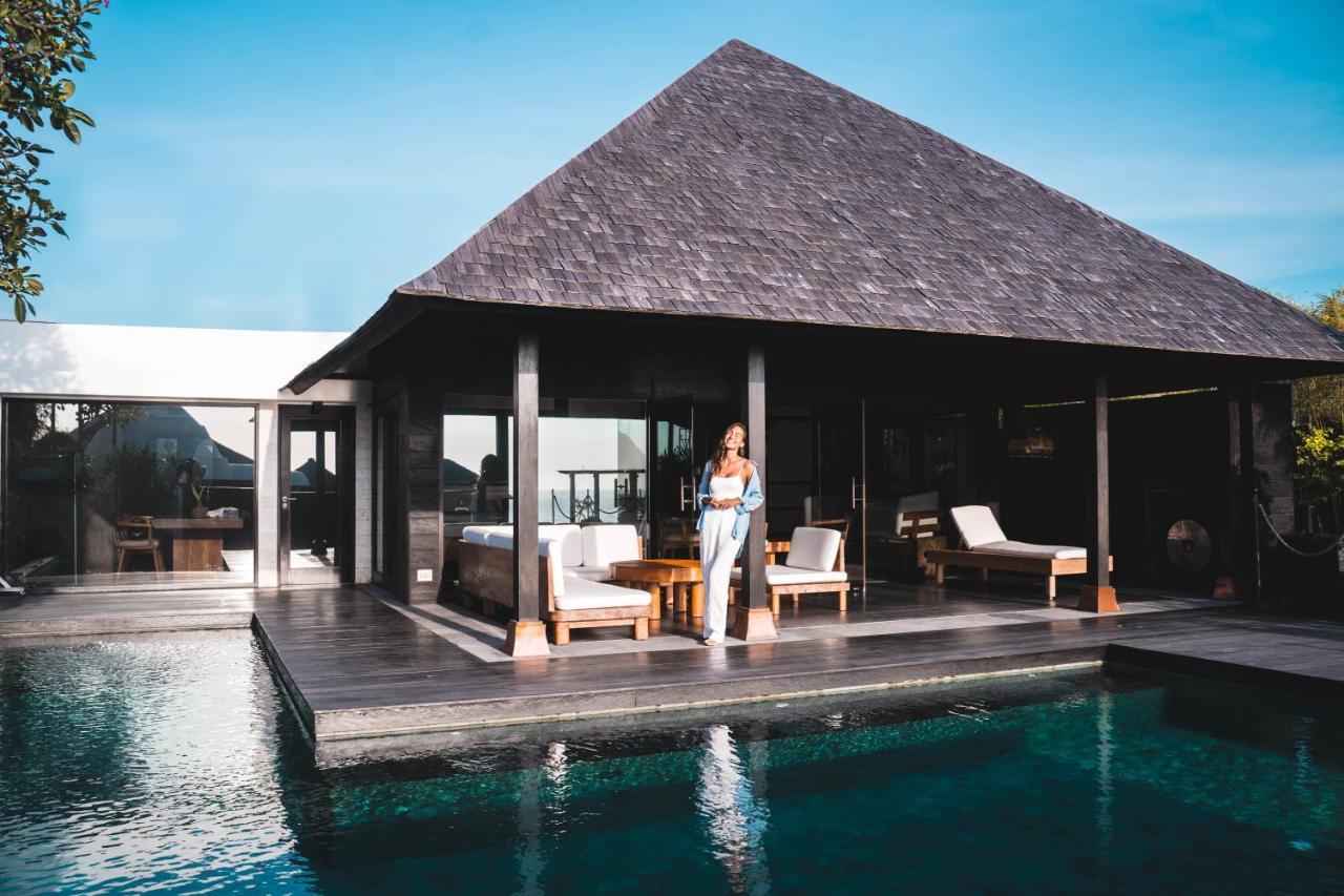 The Istana Uluwatu Buitenkant foto
