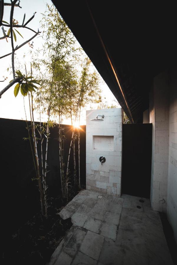 The Istana Uluwatu Buitenkant foto